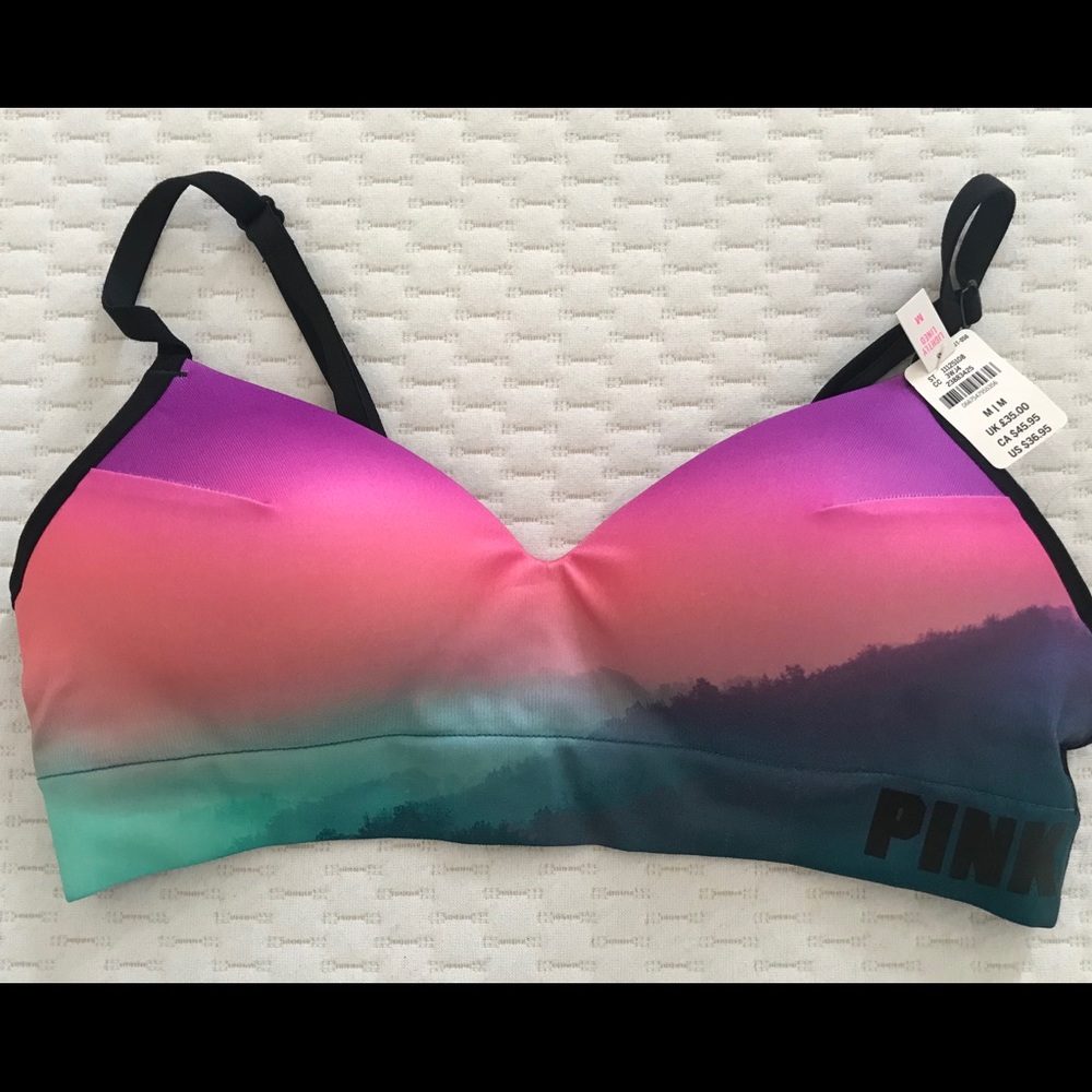 Pink VS !! Wireless bra 😀